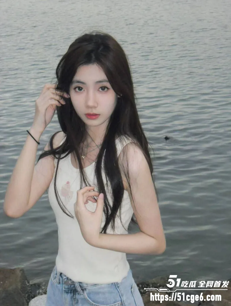 啊 慢点 后入太深了 留学女大生超润小穴被猛干 湿到爆