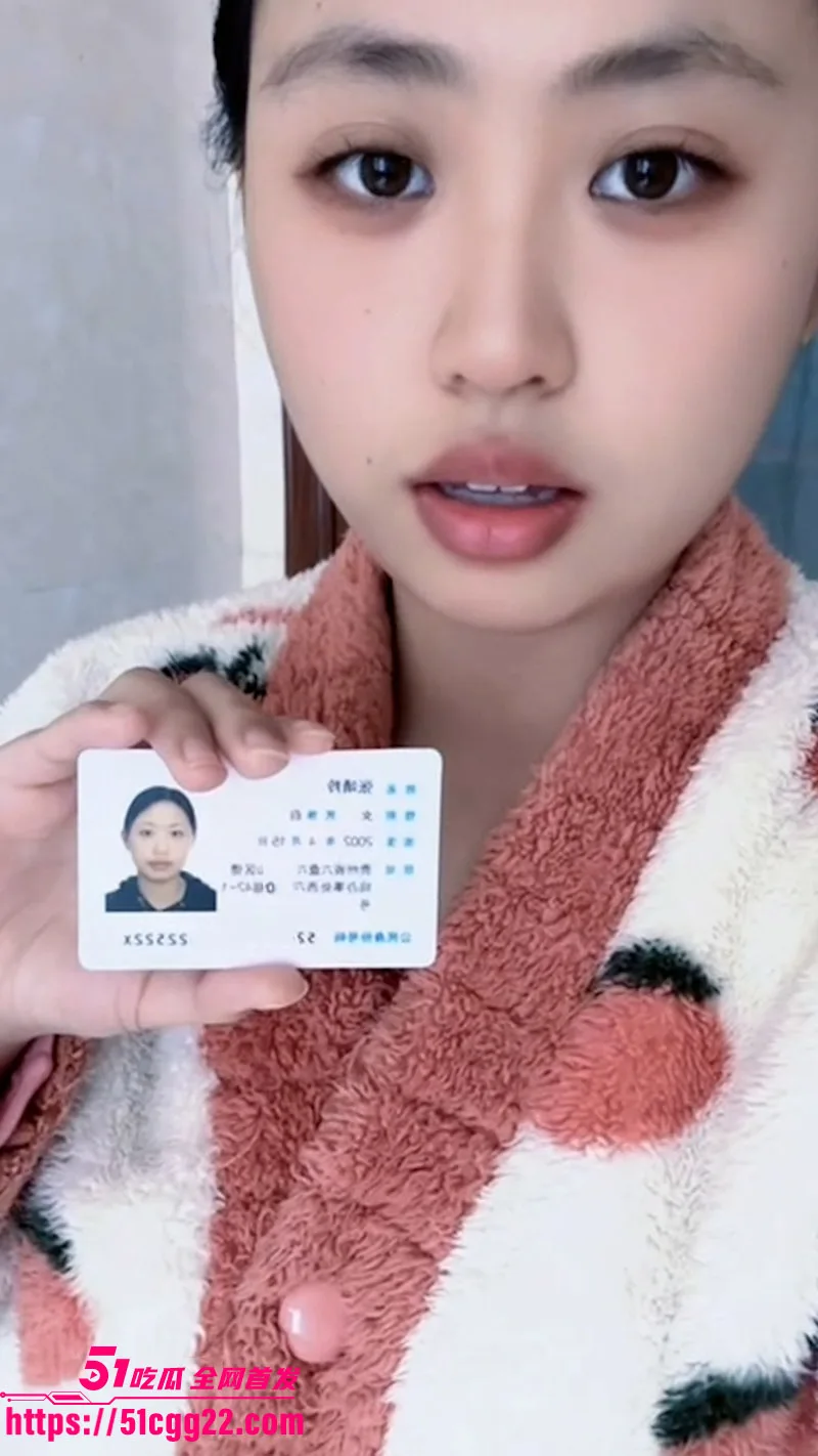贵州大奶嫩妹 张靖羚 裸贷视频流出 小骚货浴室湿身大秀身材 纤指狂抠骚穴自慰 表情骚到骨子里！