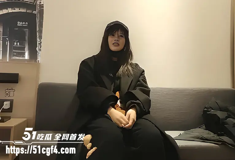 探花偷拍成都高端尤物 五官精致美乳笔挺 花式体位爆操 更有指奸惊喜福利