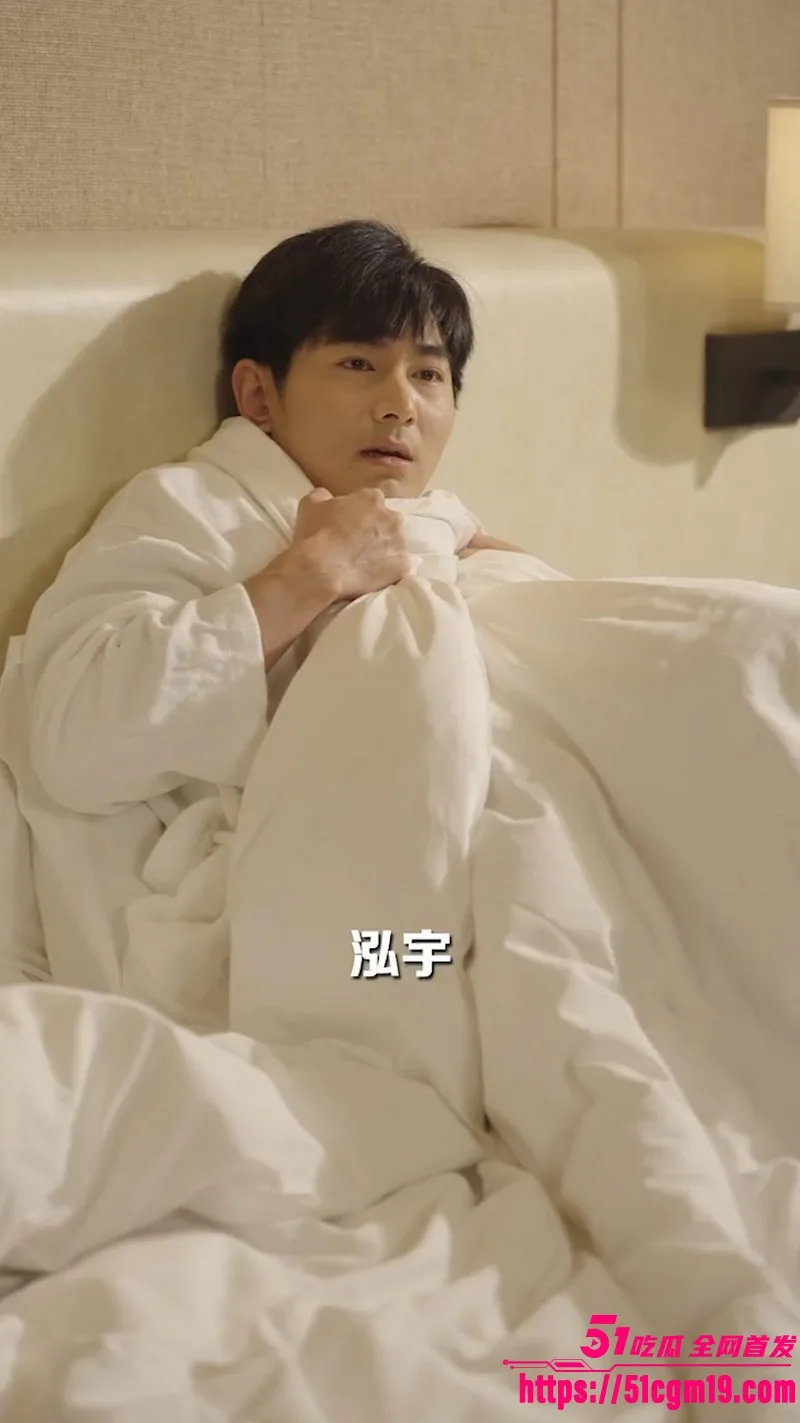 悬疑灵异短剧《我的女友太诡异了》房泓宇日渐虚弱同学称女鬼 逃离后真相反转