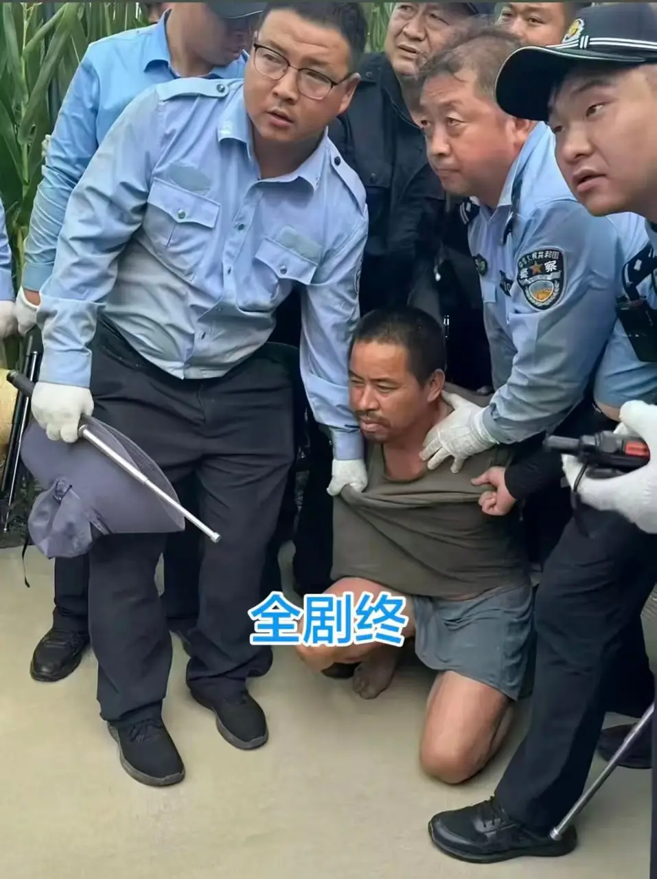 驻马店西平730命案告破 卖梨大爷 张广明 因举报走红 5万悬赏引发热议!