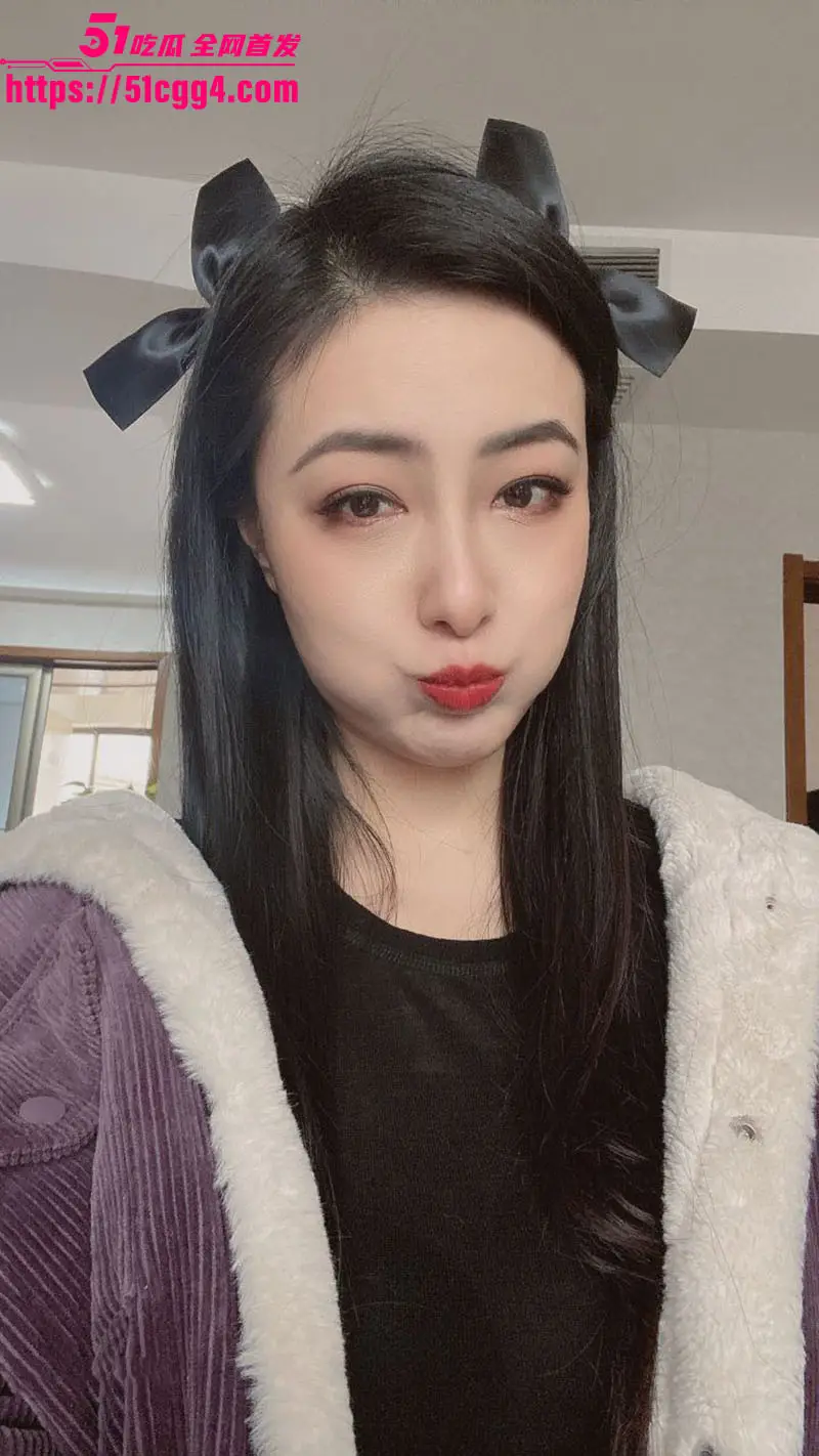 哺乳期少妇 杨子慧 与上司偷情被曝光 日常自慰撩骚 酒店口交后入 良家少妇秒变淫荡母狗！