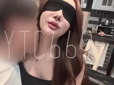 和172网红名媛在沙发上亲热-伊藤誠