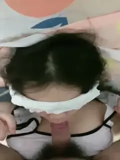 #自己的反差母狗女友_人前乖乖女_人后就是个喜欢吃鸡巴的婊子_希望大家可以羞辱意淫射屏她