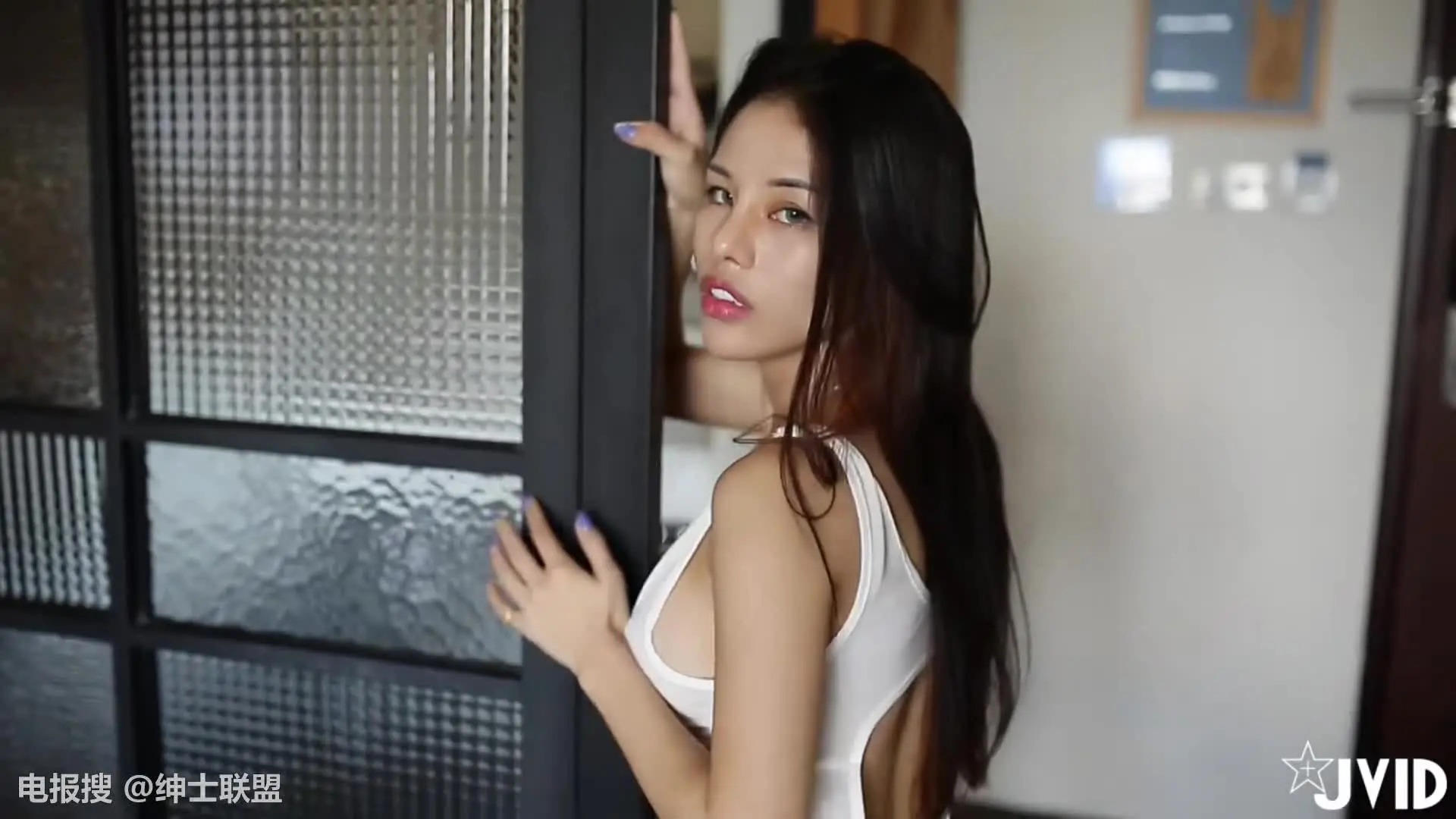 F阿南撩少妇暴操熟女