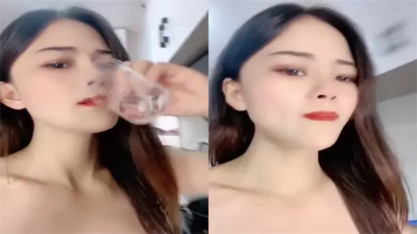 丰乳肥臀骚货激情口交伺候狼友，啪啪高潮狂欢