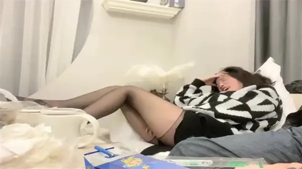 偷拍实拍!高价约操黑丝长腿御姐,狂干爆操高跟骚穴