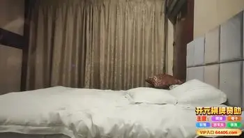 黑丝女仆装少女被多姿势输出,不停换姿势有点不高兴