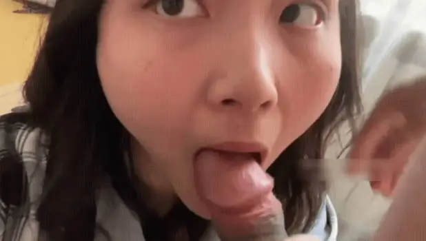 广东K罩杯M属性骚母狗，爱露出和被调教辱骂「J杯KK」巨乳阿黑颜骚婊，翻白眼高潮崩坏！户外露出，乳交性爱，淫语自慰自称男人的性奴4V (4)