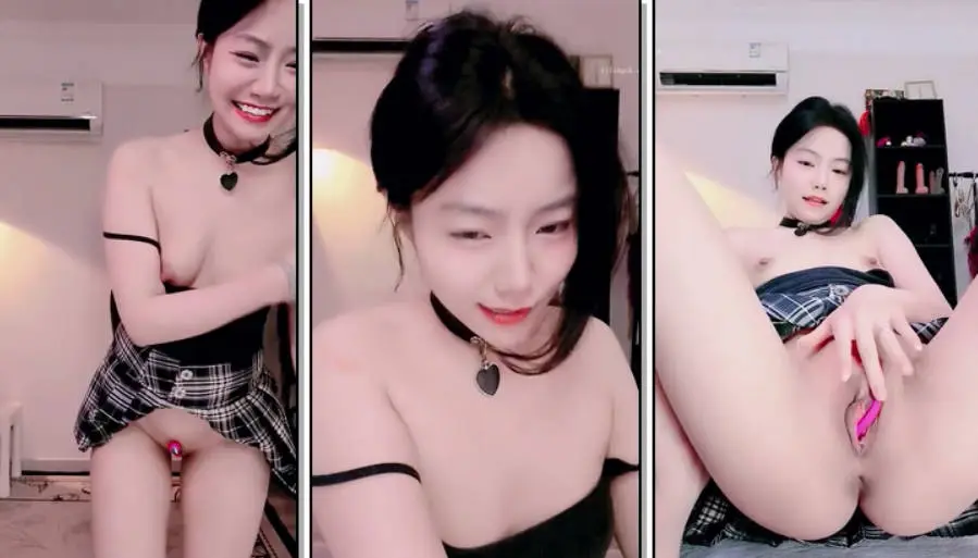 校花女神【小猫用户】人间绝色高颜值好身材全身白嫩细腻无毛嫩穴大长腿 爆菊自慰捆绑撸断屌 (5)
