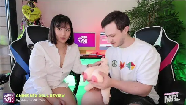 P站百万粉丝露脸日本网黄「obokozu」极品女友用自己身体和巨乳玩偶飞机杯为男友做对比是一种怎样的体验？（二）
