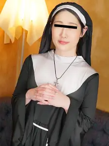和尚服下不穿胸罩!一个充满爱心的姐妹站起来爱上了一个治愈的姐妹!中出告白! ?山内弥生