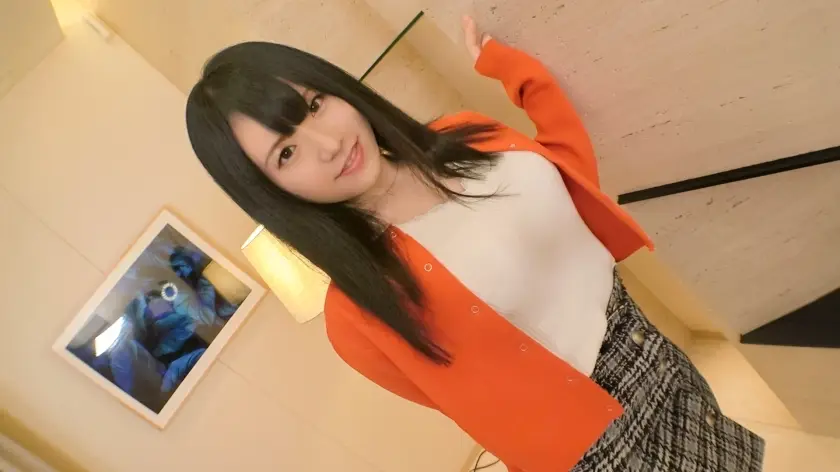 SIRO-4846 【安静的毛茸茸的女孩】【其实闷闷不乐】从不见面不出门的安静的室内女孩，实际上是闷闷不乐的用振动器自慰。应用业馀，第一次 AV 拍摄 297