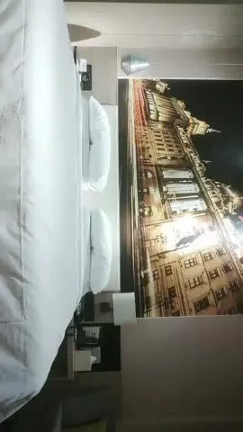 战神小利换了好几个外围妹子,深夜黑衣小姐姐,镜头前深喉活很不错,掰穴特写扣弄,骑乘后入猛操 new