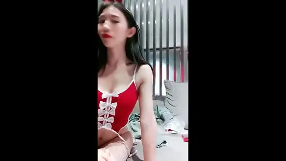 漂亮主播少妇线下约炮粉丝光头男啪啪