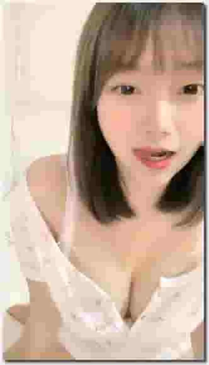 出品 卡哇伊长相甜美极品萌妹放开尺度道具自慰,揉搓美乳脱掉内裤,假屌摩擦骑乘插入,一进一出再用大黑牛震动 new