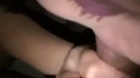 乱伦妈妈带儿子找刺激354f3b