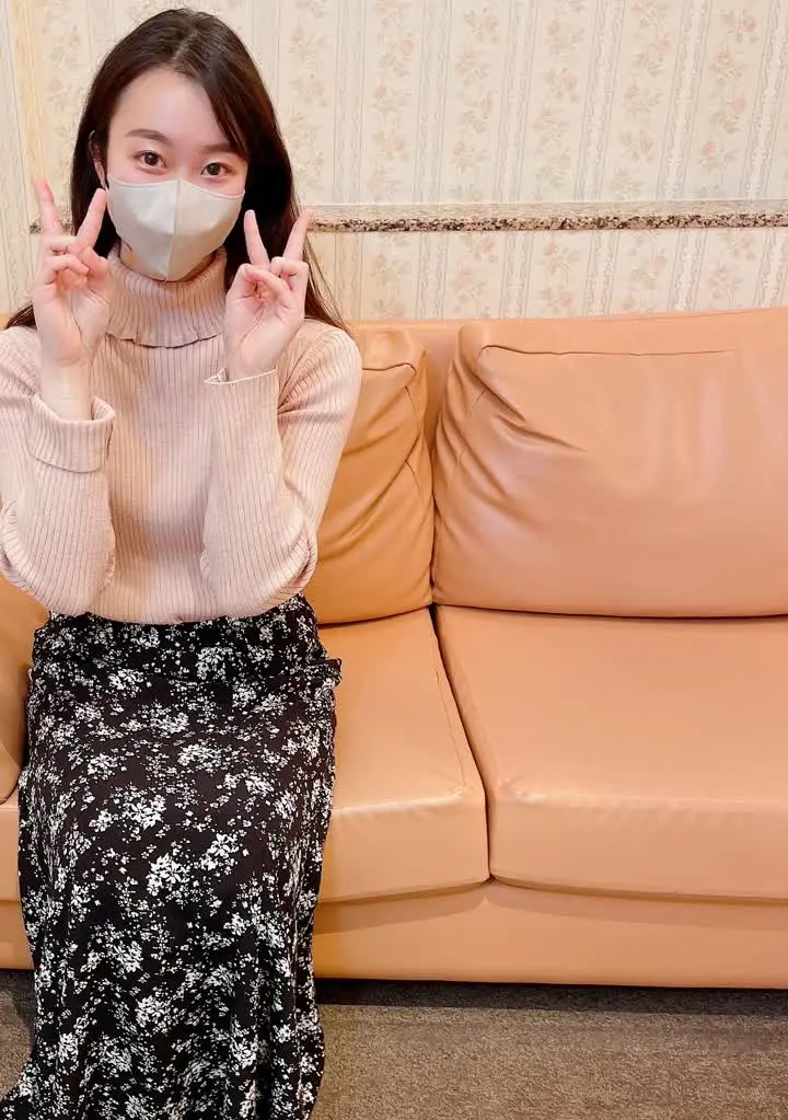 FC2-3200359 見ればわかる完全な処女Kさん、19歳女子大生、生まれて初めてのSEXで生挿入、中出し、ガチ泣き、、絶叫!!それでも止まないピストンに放心状態へ-CD3 new