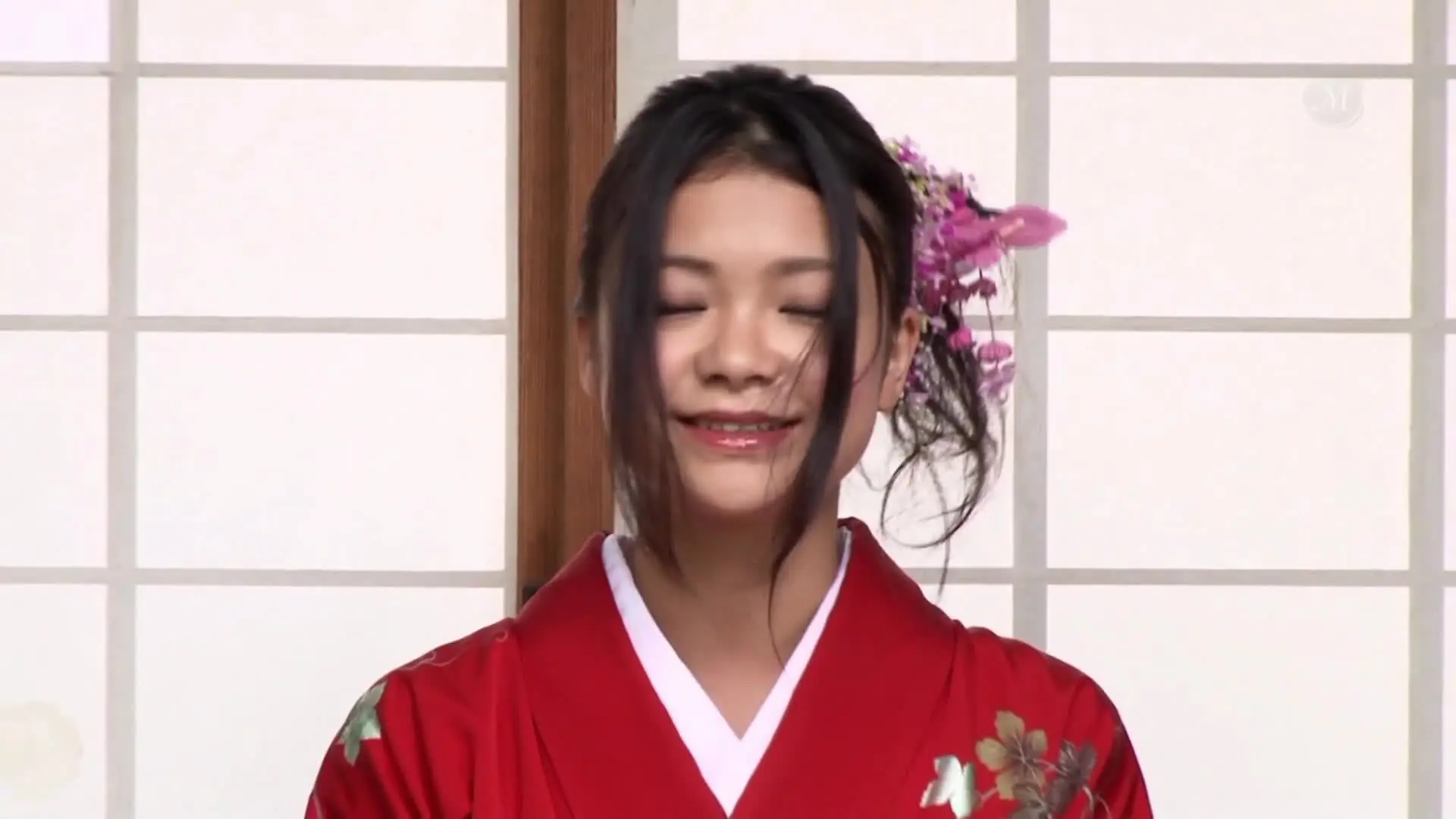 白舞美白天使初中出前
