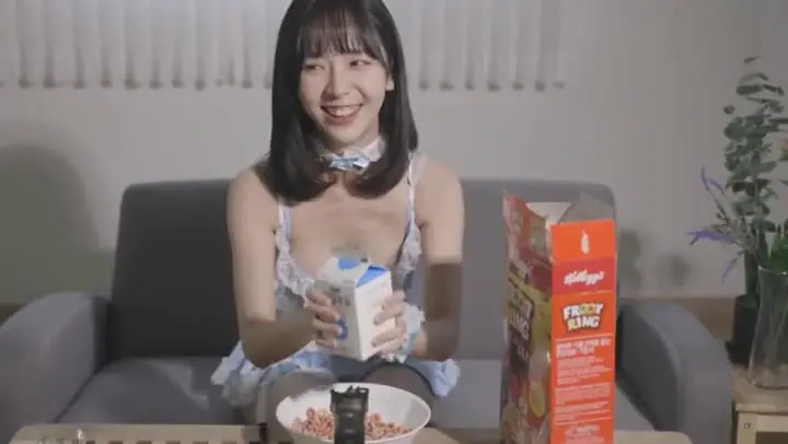 (新人学妹全国可飞)新下海的主播和男友啪啪 new