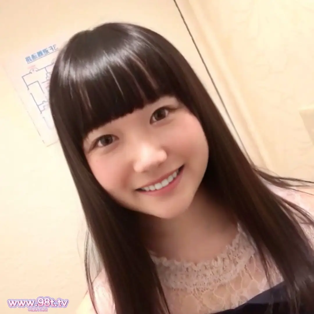 FC2PPV-4712771-【EP1】付き合ったばかりの彼女と初めてのデート 彼女のバージンいただきます!