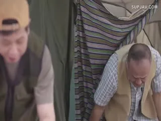 JUQ-405TownCampNTR-我的妻子在帐篷里多次被中出的影片[观看警告]戴绿帽影片TsumugiAkari-明里.