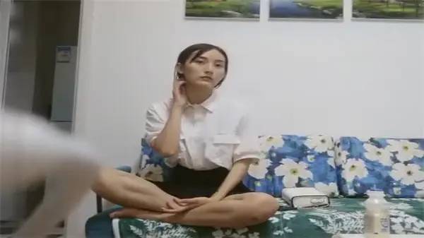 千人斩星选舞蹈学院校服美女漂亮小姐姐雪白美乳真诱人