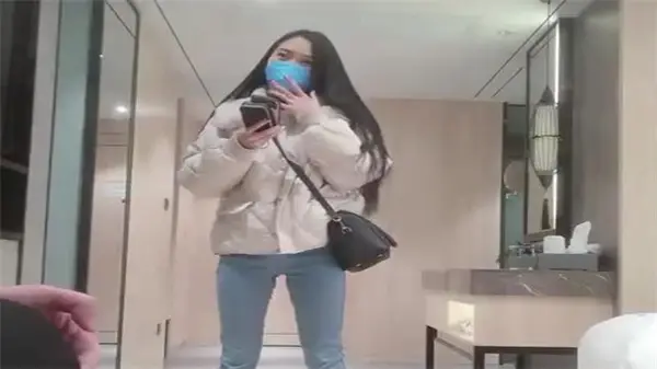约炮绿衣苗条嫩妹,爆操内射啪啪作响