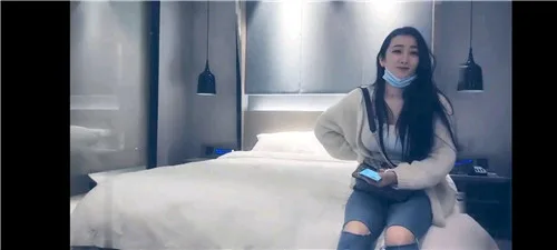 极品外围甜妹 F罩杯巨乳疯狂爆操内射
