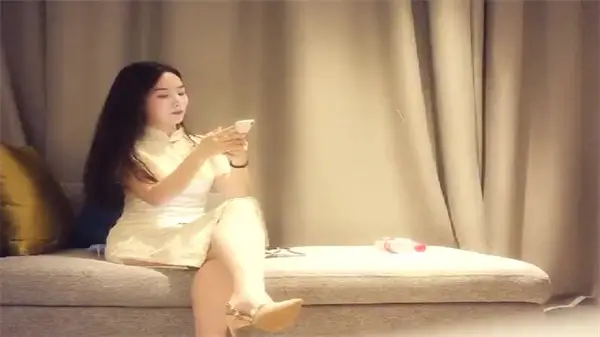 午夜高价寻欢!绝色旗袍美女性感巨乳被撕烂,狂插猛干爆出淫水