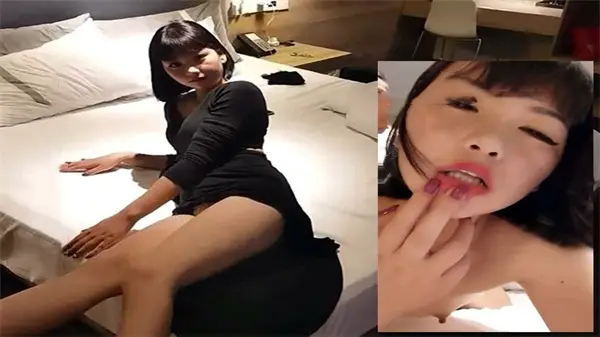 骚妻Nina国内户外露出!路人眼皮底下狂抠嫩穴自慰,淫水直流啪啪响