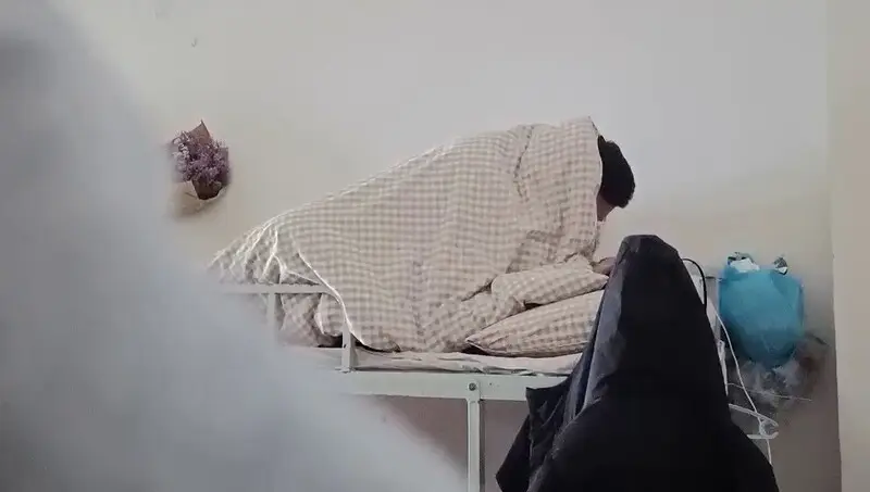 宿舍激战!极品姐妹诱人录像,猛操巨乳狂干到床散架