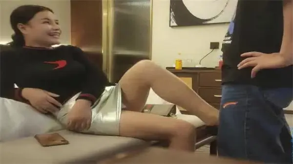 极品老阿姨!网约高颜值良家人妻狂干内射