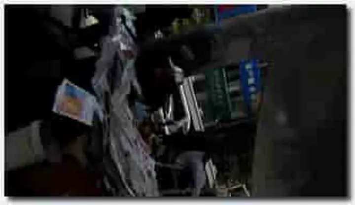 长沙街头惊现不穿内裤的美女老外~长沙街头惊现不穿内裤的美女老外 new