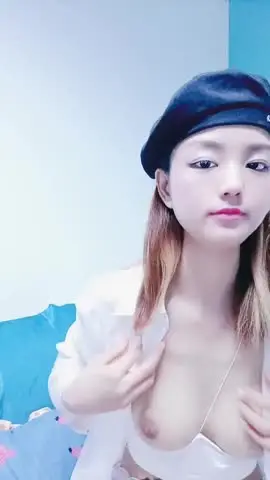 相貌端庄皮肤白皙的美女主播 完美露脸,道具自慰搔首弄姿
