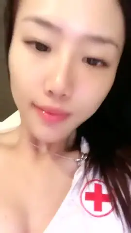 清纯新人大眼萌妹子护士制服装露脸自慰,身材一级棒小穴很紧粉嫩如初