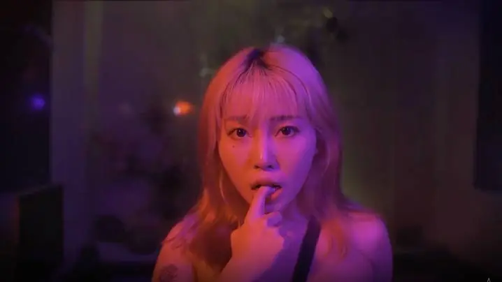 JVID超萌女神摇曳的光影中被束缚的STACY渐渐的湿了等你来征服