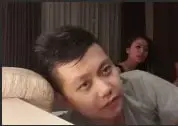 广告时间到!小情侣趁机激情口交热吻