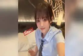 FC2-PPV-4772571_1 - 令人震惊的18岁少女!Seri-Chan是一位在家乡担任模特的漂亮女孩,目标是成为K-Pop偶像!这是一段奇迹般的POV视频。
