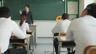 SSIS-219_作為班主任忍不住學生的巨乳_為了洩慾向她數次射精_天音真比奈(_中文字幕_角色劇情_制服誘惑_-_下雨天_校服_顏射_巨乳_少女_乳交