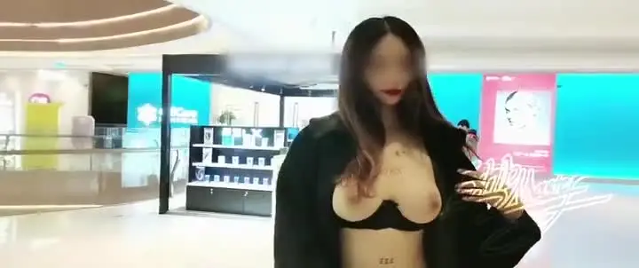 顶级核弹!推特极品颜值尤物▌Exhib▌绝美女神都是有钱人玩的私人宠物 完美整理户外露出篇2V