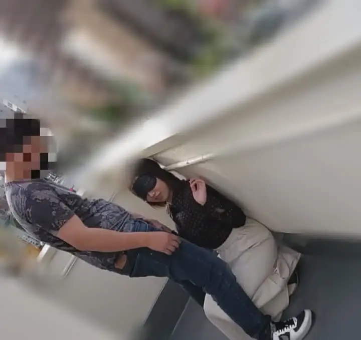 FC2-2900378 【個人】我が子の体験保育園を見守る꘎。目隠しで連れ去り屋上で奉仕させ、お迎えの時間まで自宅内で強制中出し。特典9分-CD1 new