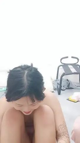 一群年轻嫩妹子和自己男友们露脸女上位轮换做爱啪啪,各个享受相爱的快乐 new