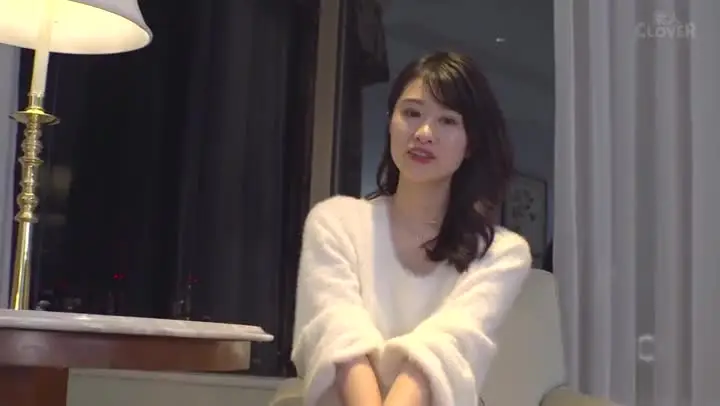 STCV-301 - 女優不詳【「上品な色気」と「下品な大胆さ」イケナイ介護士 まみ】ほぼ毎日オナる欲求不満な箱入り娘が、久しぶりのチ○コを前に尽くしスイッチが