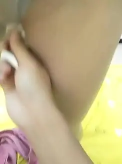 勾搭翘挺美乳高中同学偷情做爱无套操起来最后口爆裹射还那么骚 new