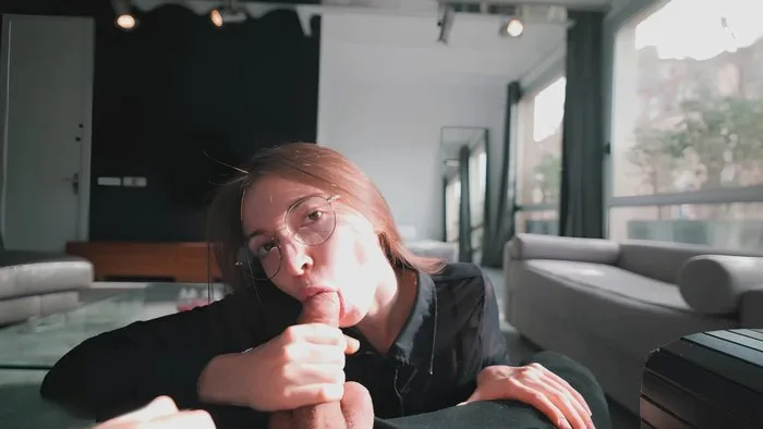 Sugar Baby Asked For A Cock_Vika Sun