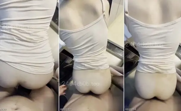 在厨房后入我姐,我妈就突然回来了,做个爱太难了