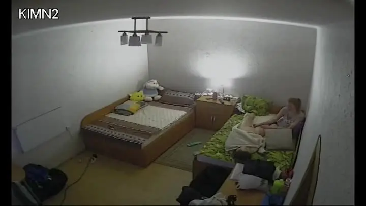 【稀缺 破解摄像头】猎奇资源之家庭摄像头惨遭破解 众女同拉拉亲密私拍甄选 原来女人之间玩的也挺疯狂 高清版~V~video 2021-10-09 01-37-11 new new