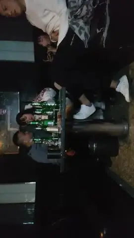 20211117 换妻探花很久没播回归4P首秀,还是原来的味道,KTV唱歌喝酒,回到房间开操,交换一人一个后入猛顶