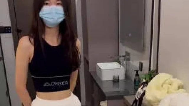 长沙处女九儿宾馆里约拍被摄影小哥哥开猪油了-江南第一深情